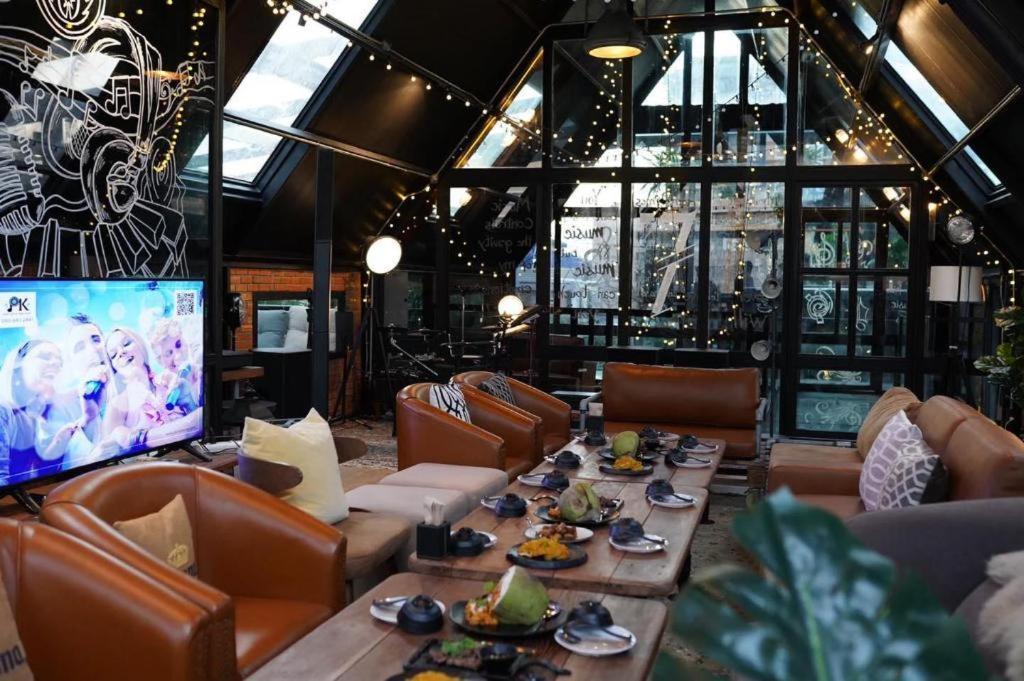 Hotel Letana Samuprakarn Banguecoque